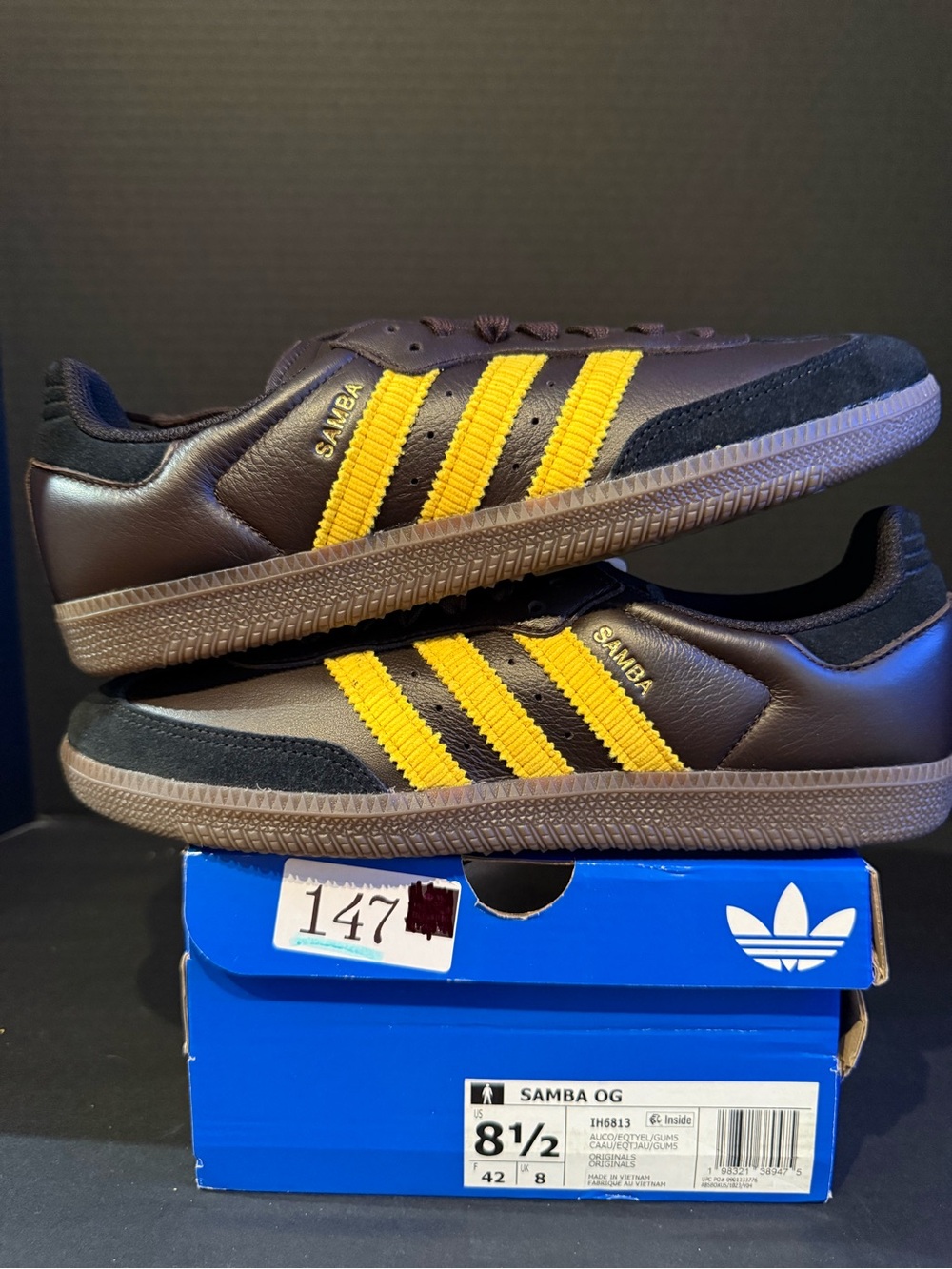 Adidas Samba OG Men's Shoes - Brown with Yellow Stripes 8.5M
